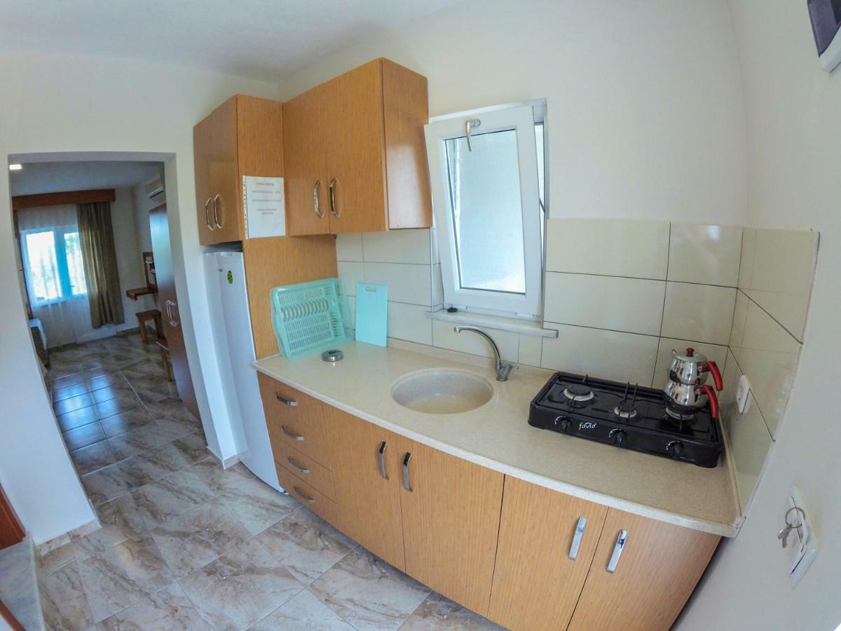 Ergul Motel Küçükkuyu Ngoại thất bức ảnh