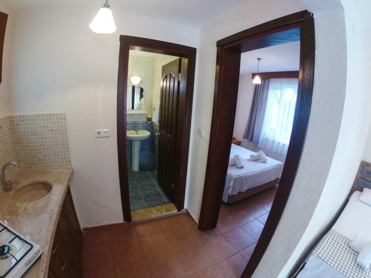 Ergul Motel Küçükkuyu Ngoại thất bức ảnh