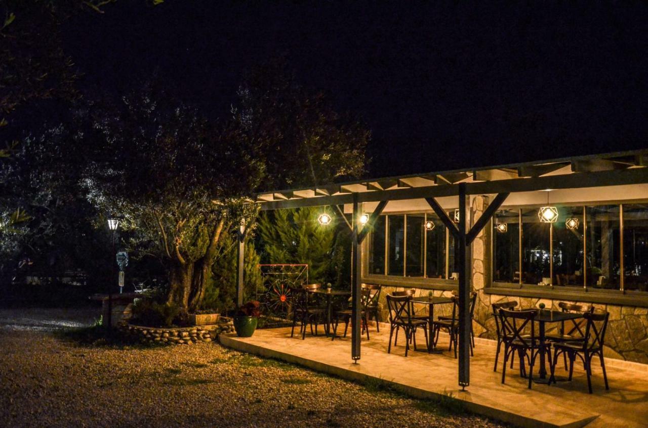 Ergul Motel Küçükkuyu Ngoại thất bức ảnh